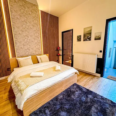 Appartement Lovely With View At Vibrant Ghent, Breezy Balcony